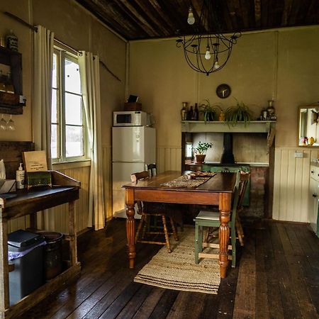 Cosy Farmstay: Green Cabin At Whispering Woods Beedelup 외부 사진