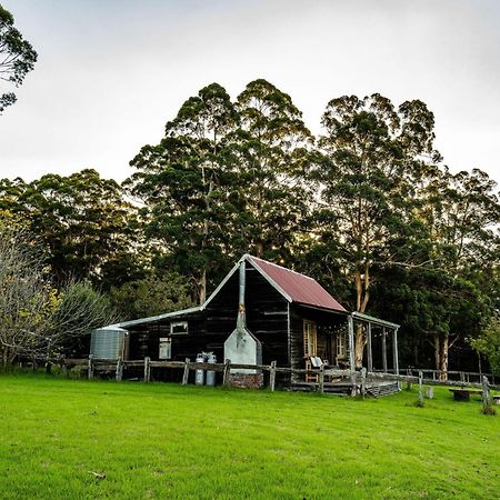 Cosy Farmstay: Green Cabin At Whispering Woods Beedelup 외부 사진